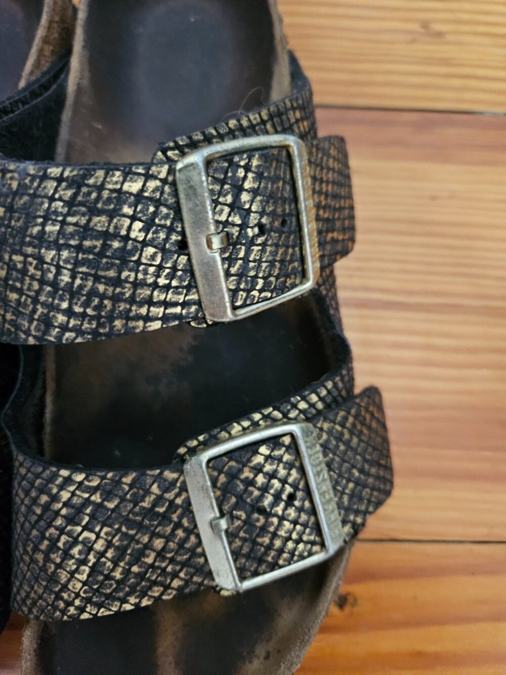 RARE🔥Birkenstock Arizona Shiny Python Black Microfiber Sandal Size 39 Snakeskin - Picture 7 of 8